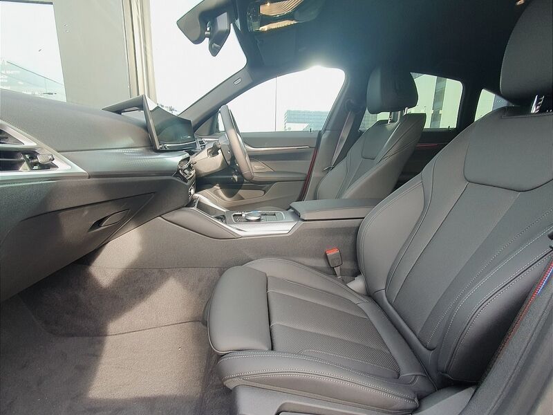 More views of BMW i4