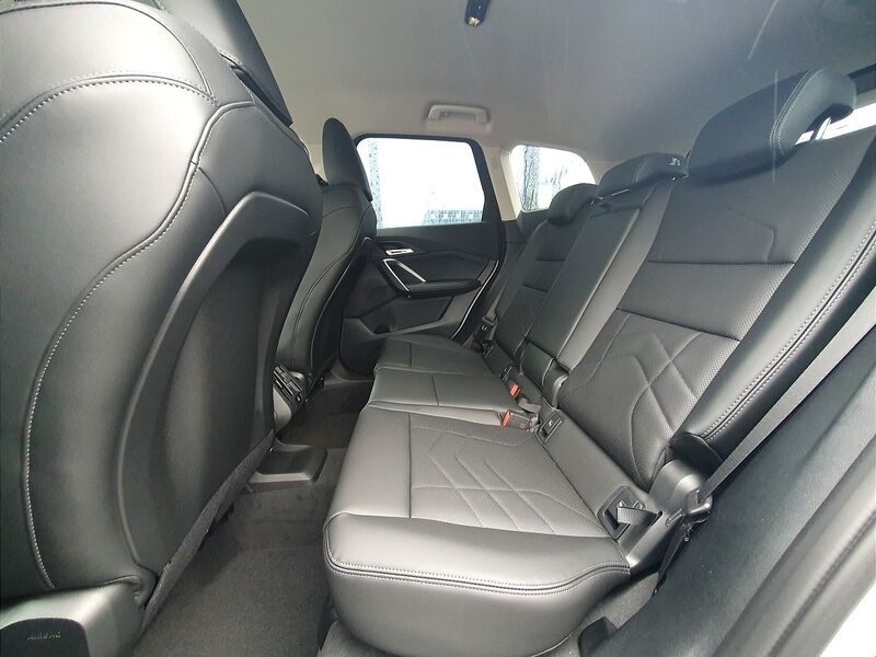 More views of BMW X1