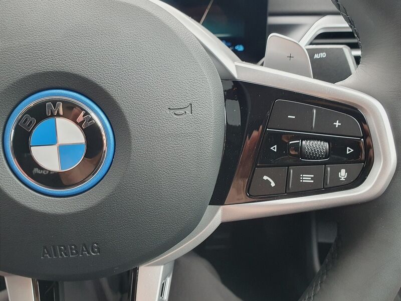 More views of BMW 3-Series