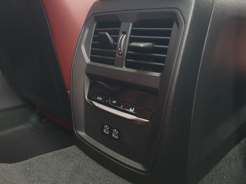 More views of BMW 3-Series