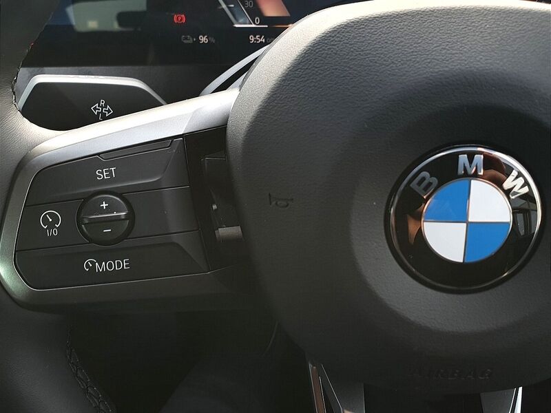 More views of BMW iX