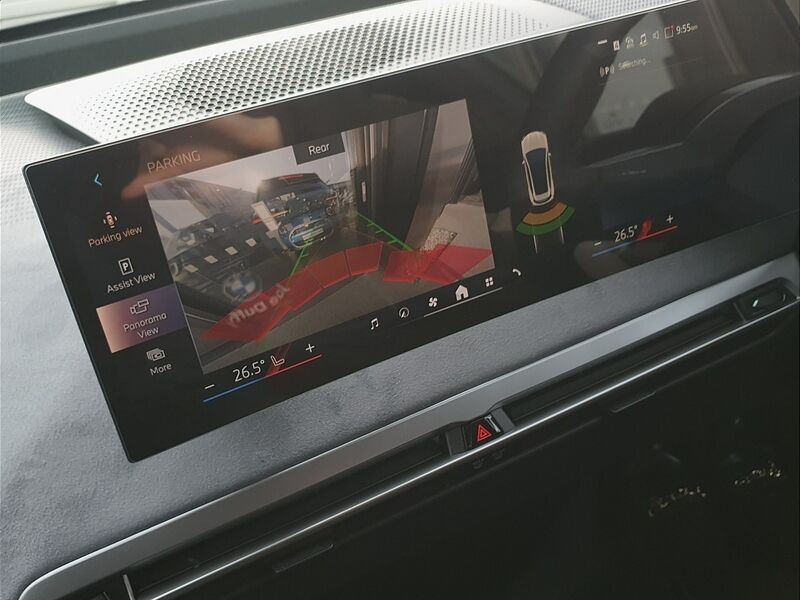 More views of BMW iX