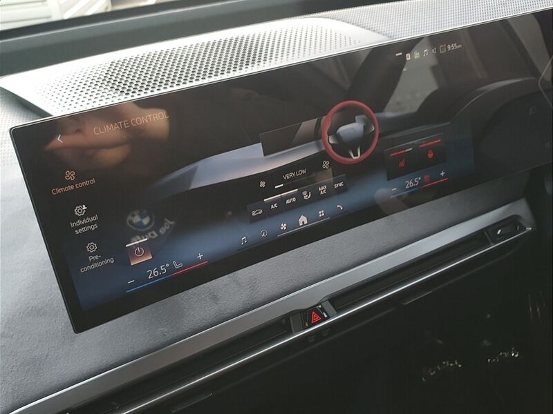 More views of BMW iX