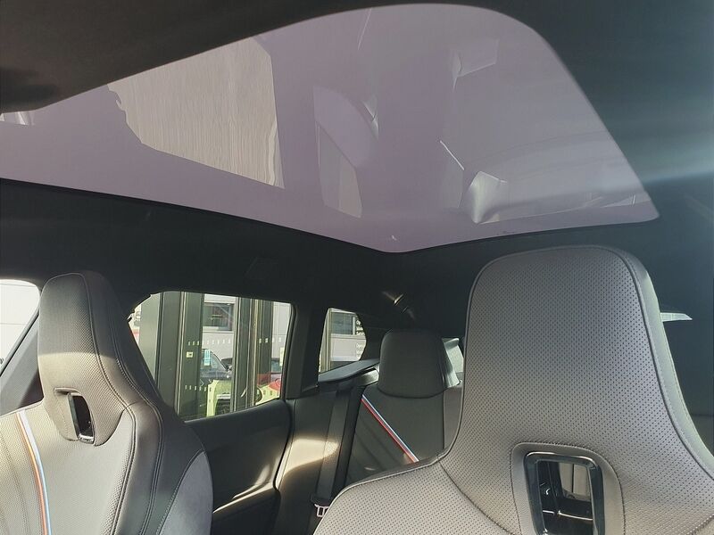 More views of BMW iX