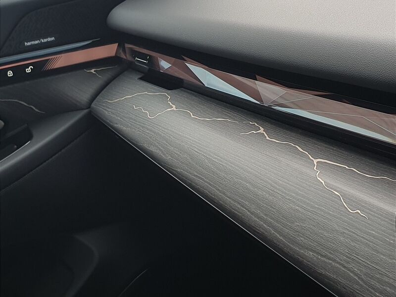 More views of BMW 5-Series