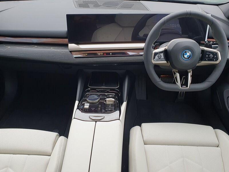 More views of BMW 5-Series