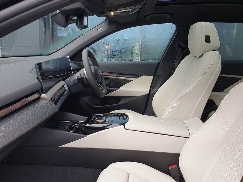 More views of BMW 5-Series