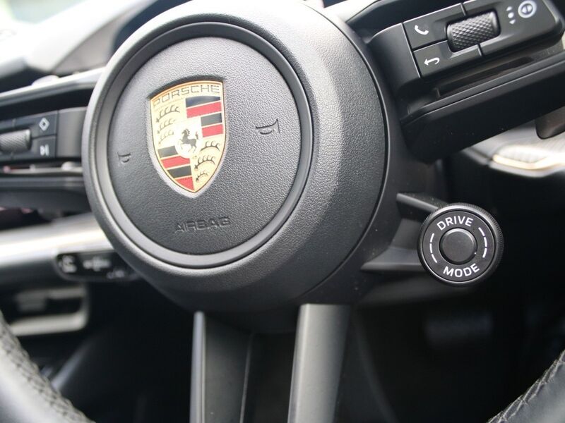 More views of Porsche Cayenne