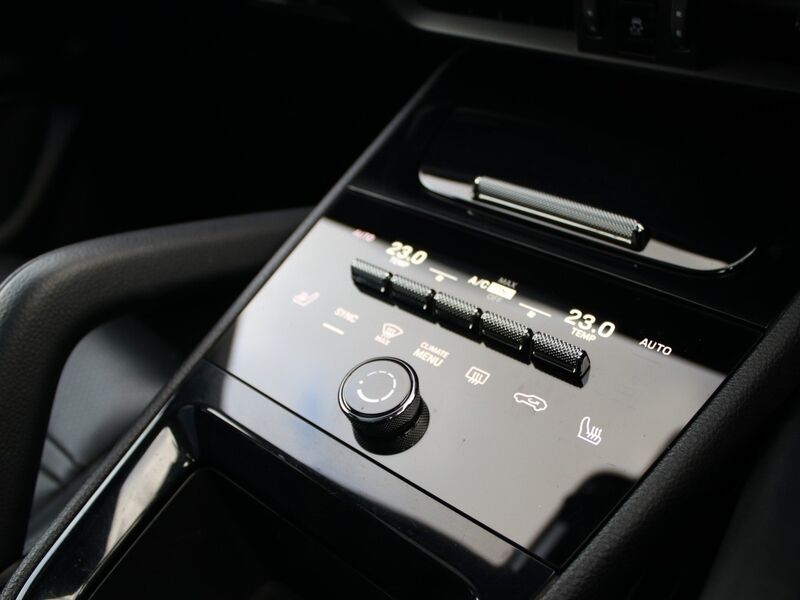 More views of Porsche Cayenne