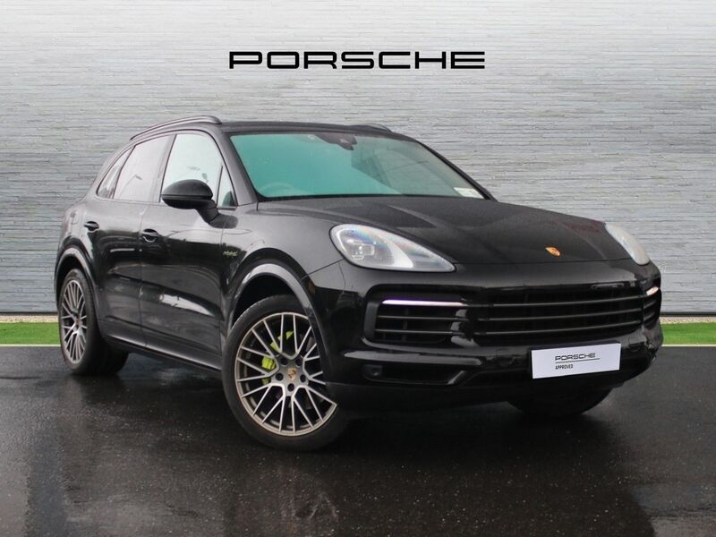 More views of Porsche Cayenne