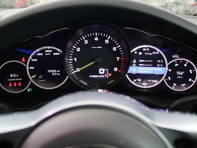 More views of Porsche Cayenne