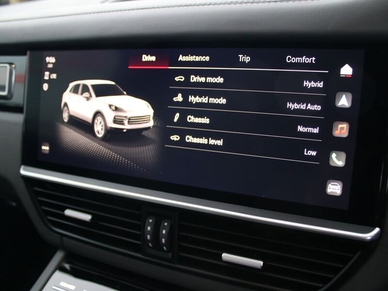 More views of Porsche Cayenne