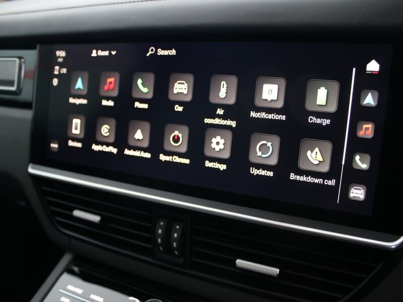 More views of Porsche Cayenne