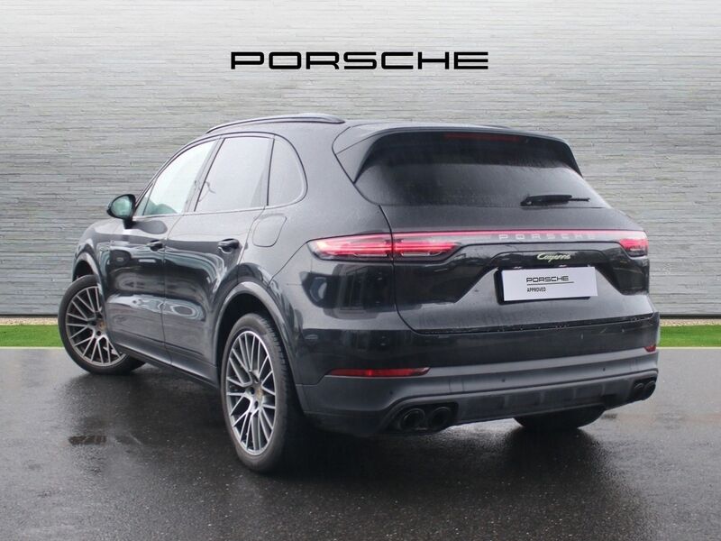 More views of Porsche Cayenne
