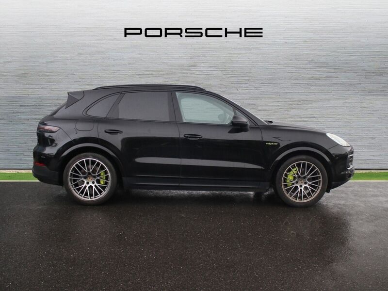 More views of Porsche Cayenne