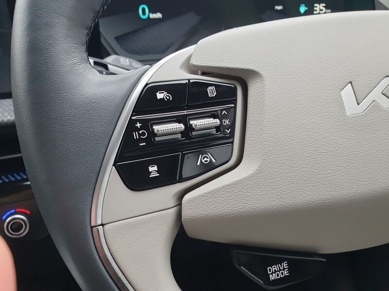 More views of Kia EV6