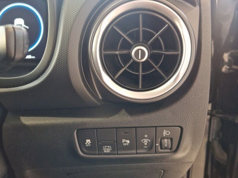 More views of Hyundai KONA