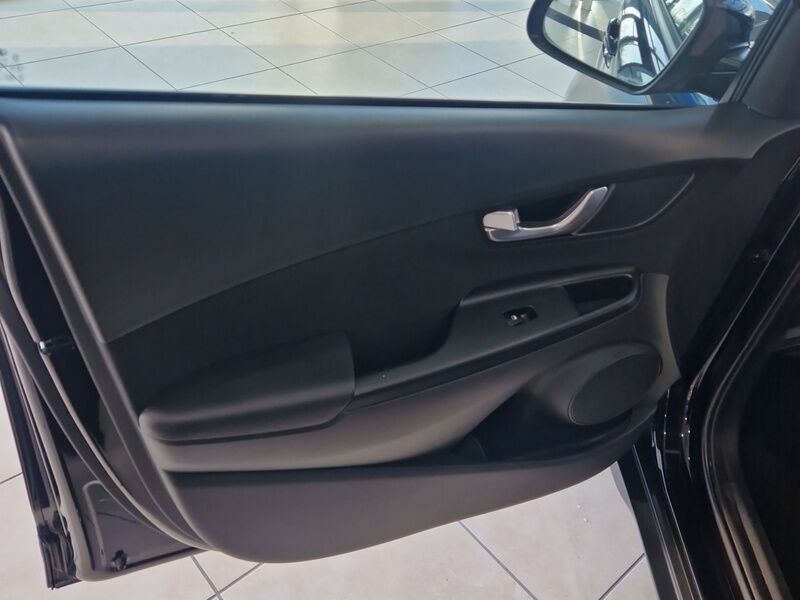 More views of Hyundai KONA