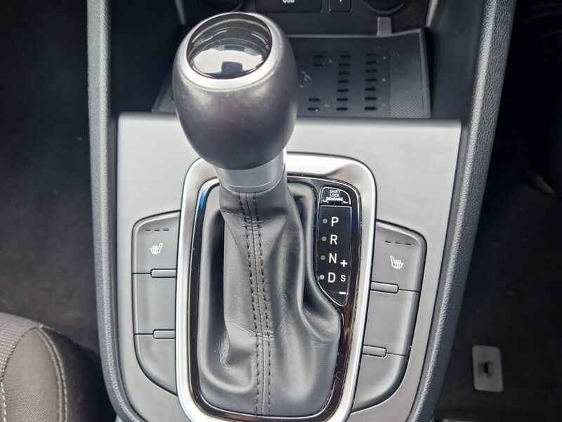 More views of Hyundai KONA