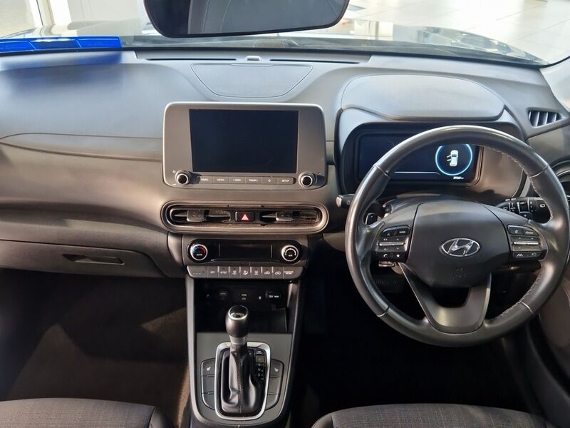 More views of Hyundai KONA