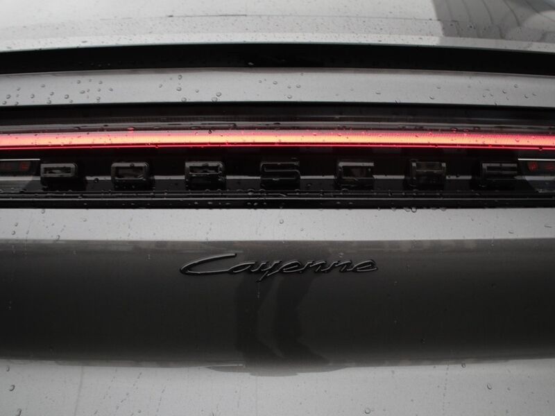 More views of Porsche Cayenne