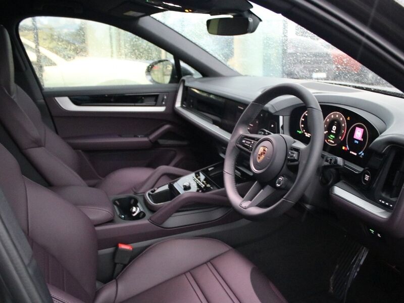 More views of Porsche Cayenne