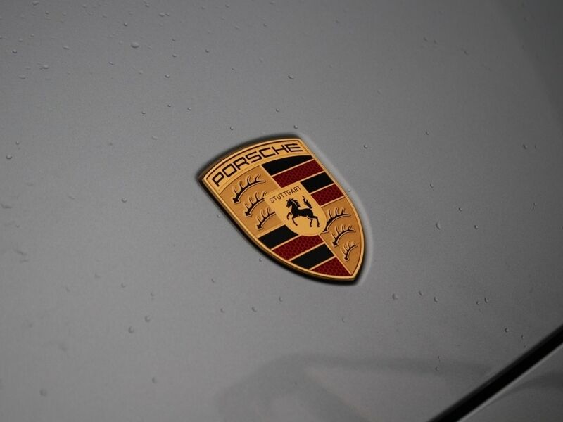 More views of Porsche Macan