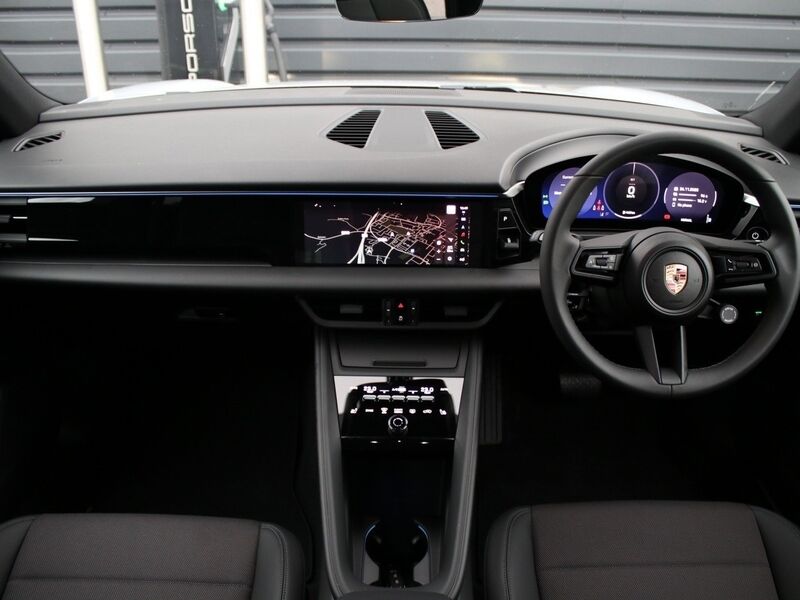 More views of Porsche Macan
