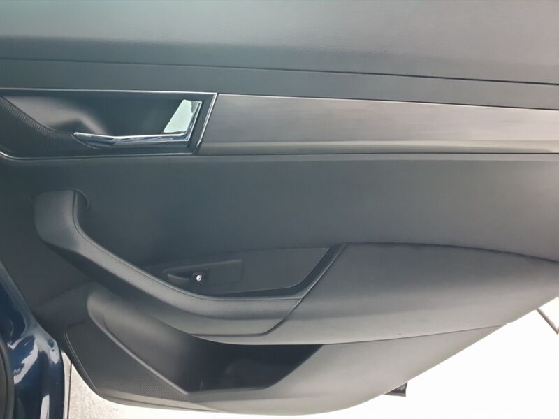 More views of Skoda Karoq