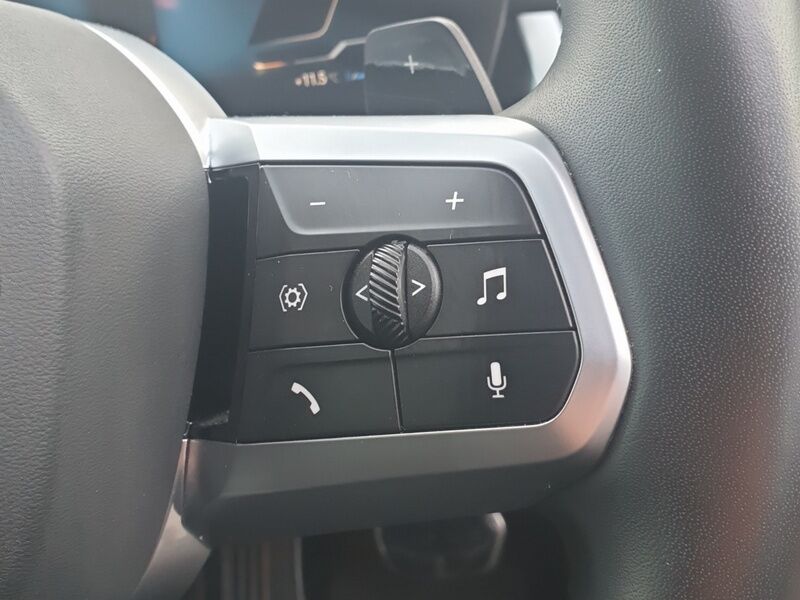 More views of BMW X1