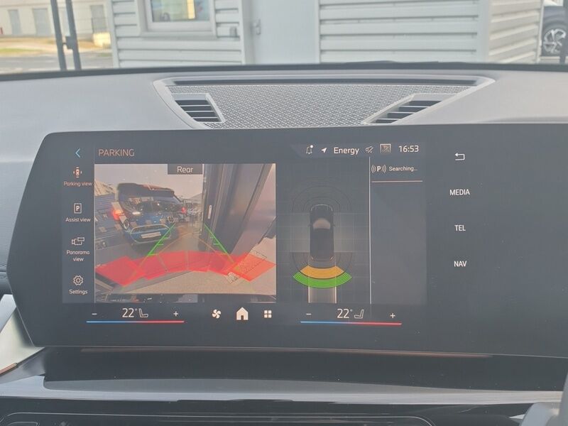 More views of BMW X1