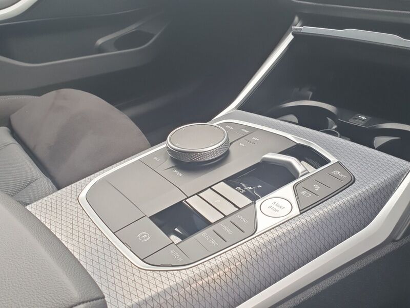 More views of BMW 3-Series