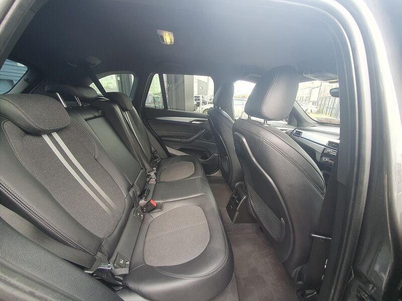 More views of BMW X1