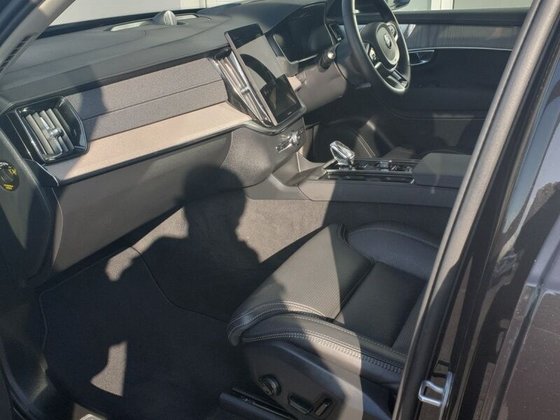 More views of Volvo XC90