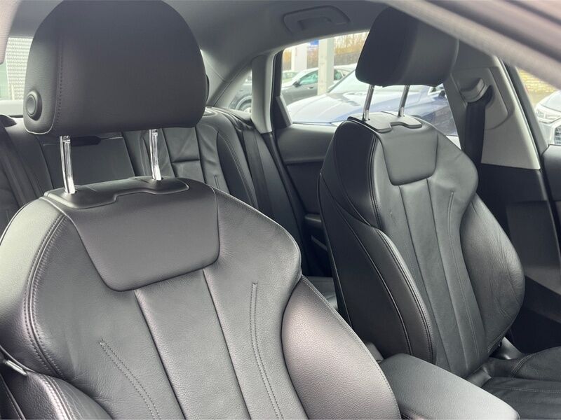 More views of Audi A4