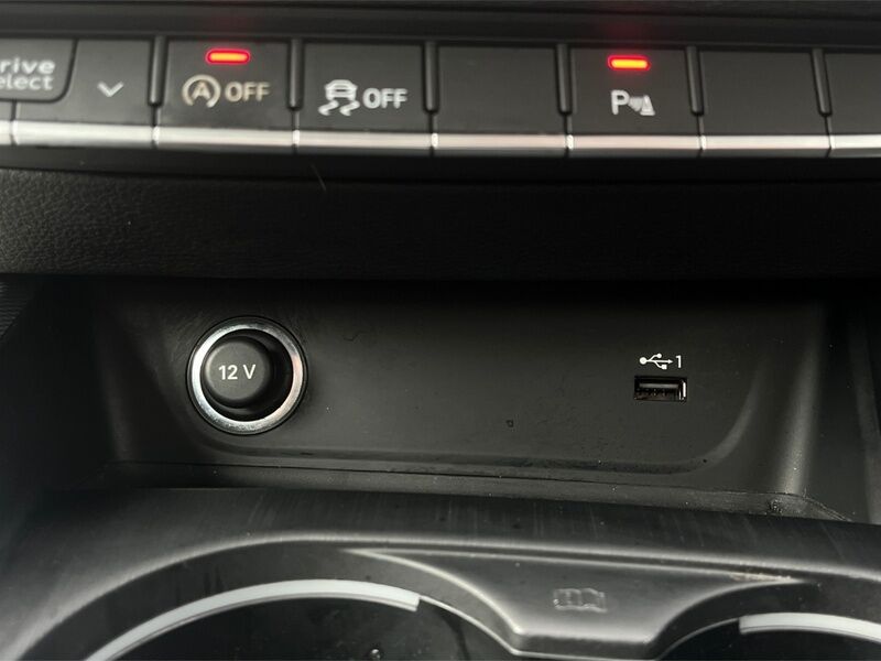 More views of Audi A4