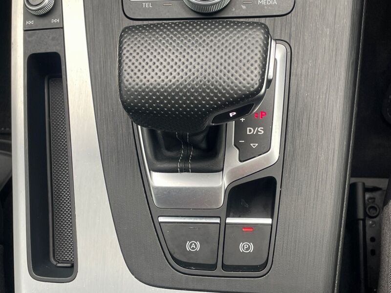 More views of Audi Q5