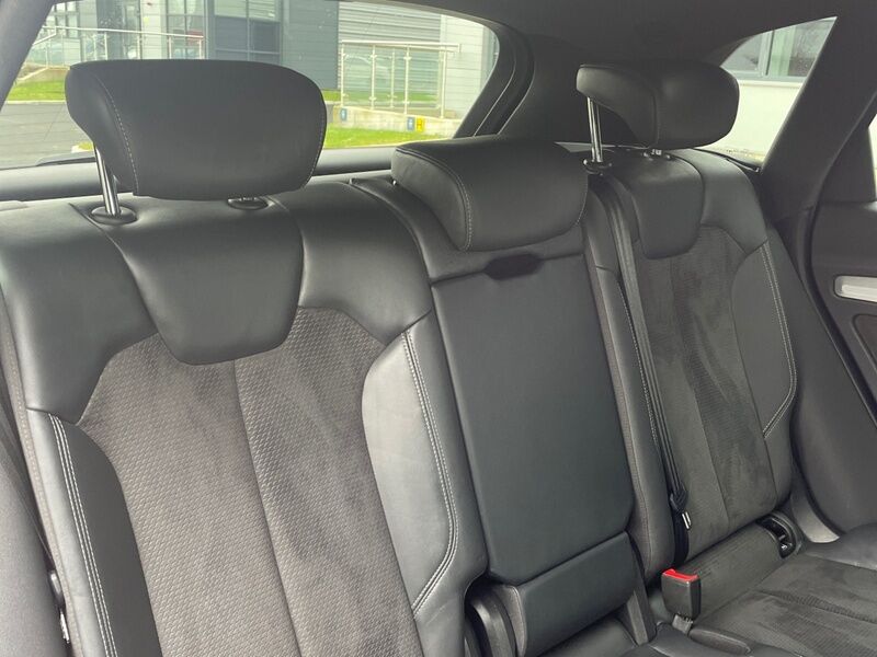 More views of Audi Q5