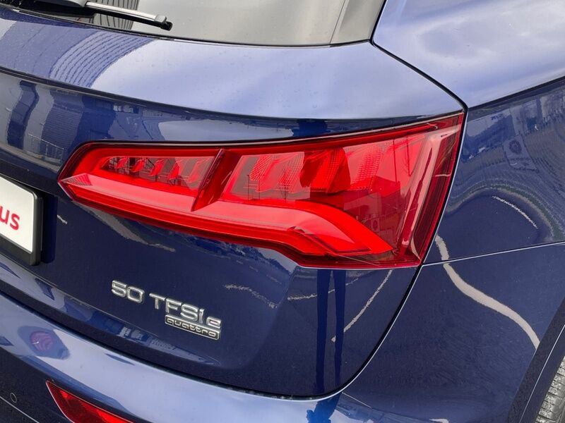 More views of Audi Q5