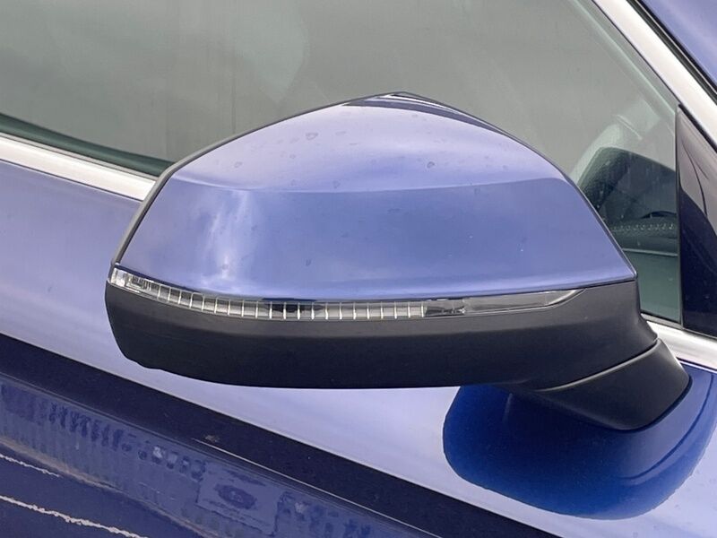 More views of Audi Q5