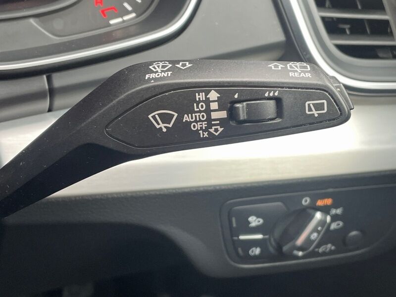 More views of Audi Q5