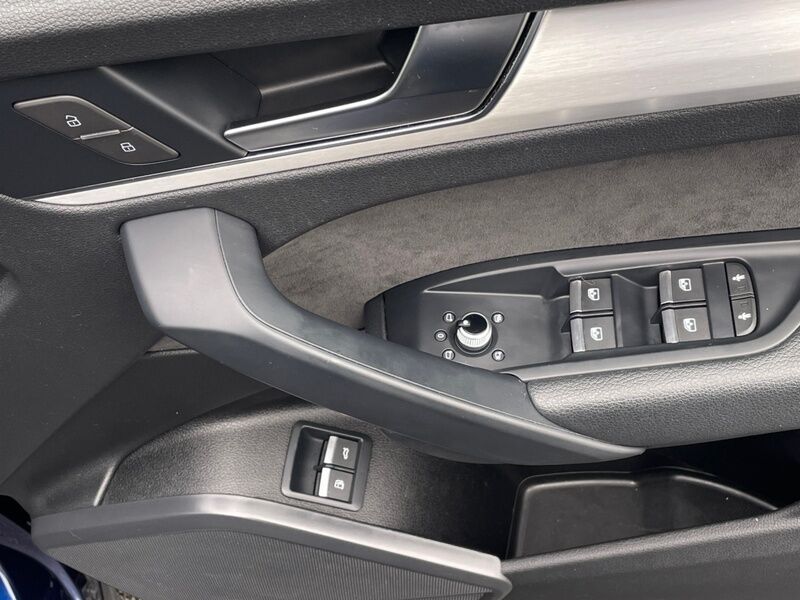 More views of Audi Q5