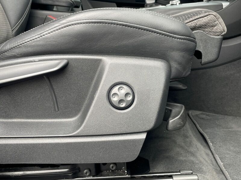 More views of Audi Q5