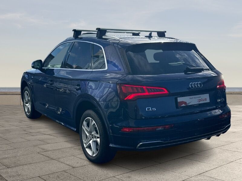 More views of Audi Q5