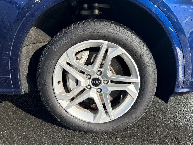 More views of Audi Q5