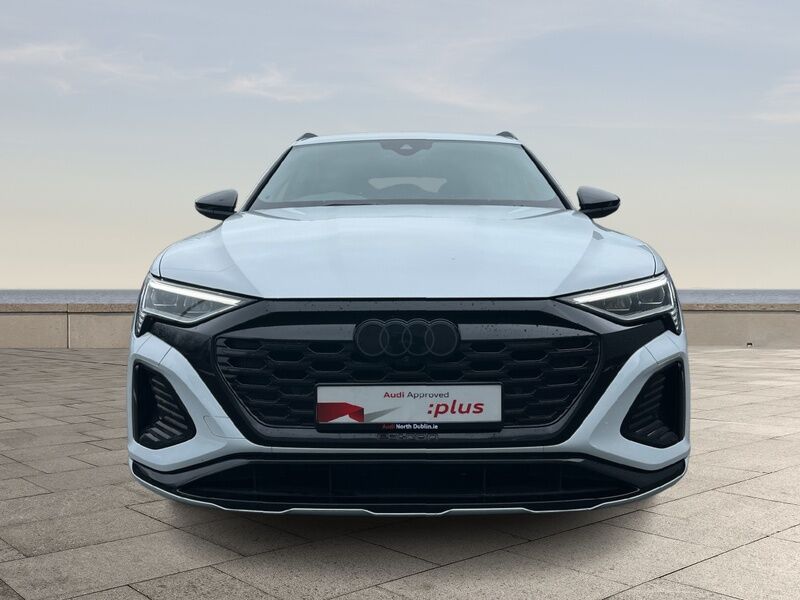 More views of Audi Q8 e-tron