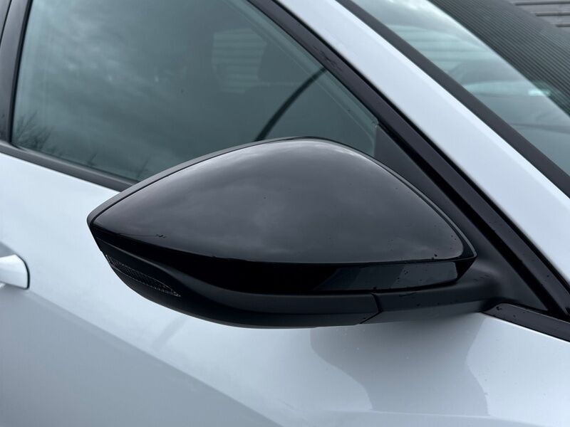 More views of Audi Q8 e-tron