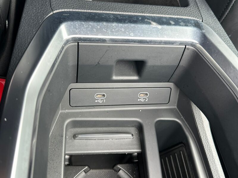 More views of Audi Q8 e-tron