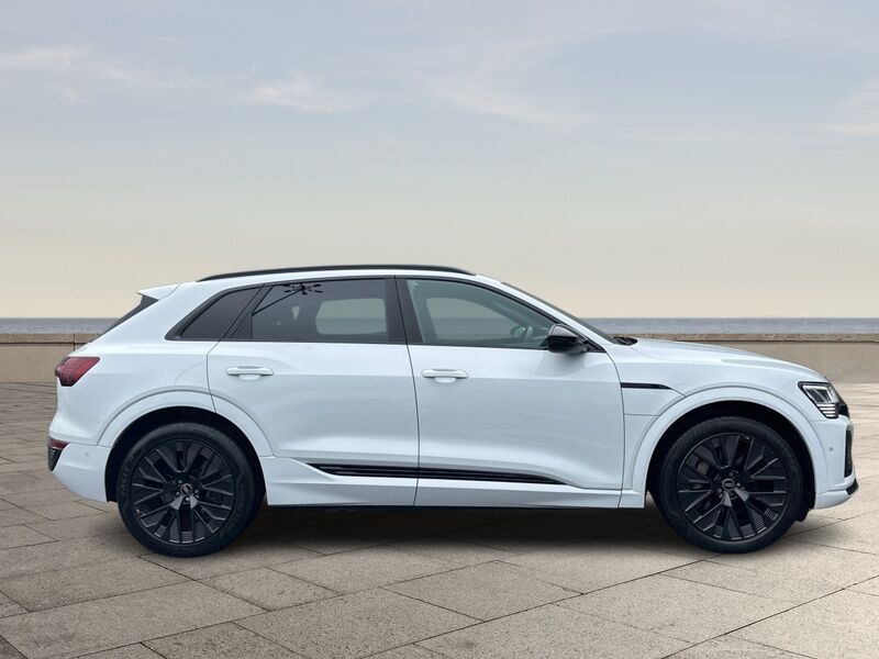 More views of Audi Q8 e-tron