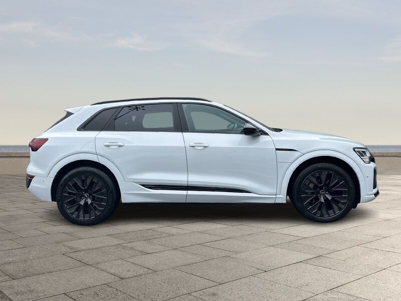 More views of Audi Q8 e-tron